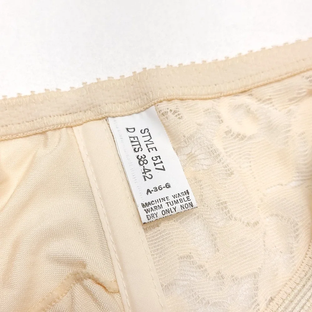 Vintage Target Strapless Lace Bra Beige Style 517 Fits 38-42 D ILGWU Union Made - Picture 6 of 6